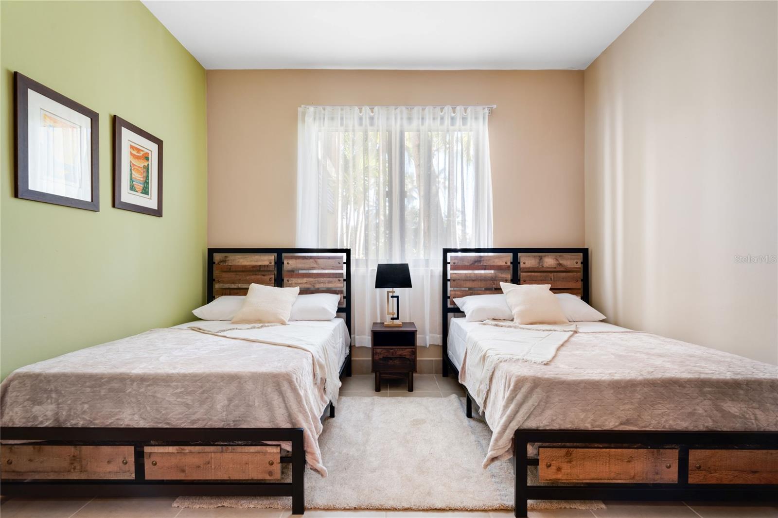 LAS VERANDAS HOME OWNER ASSOCIATION - Residential