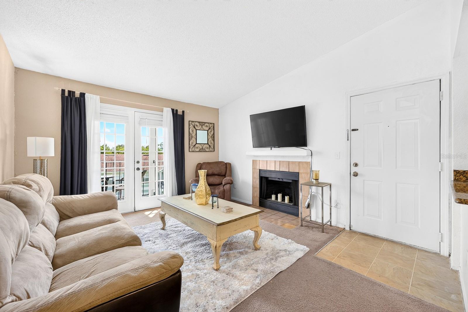 2550 N ALAFAYA TRAIL 6303
