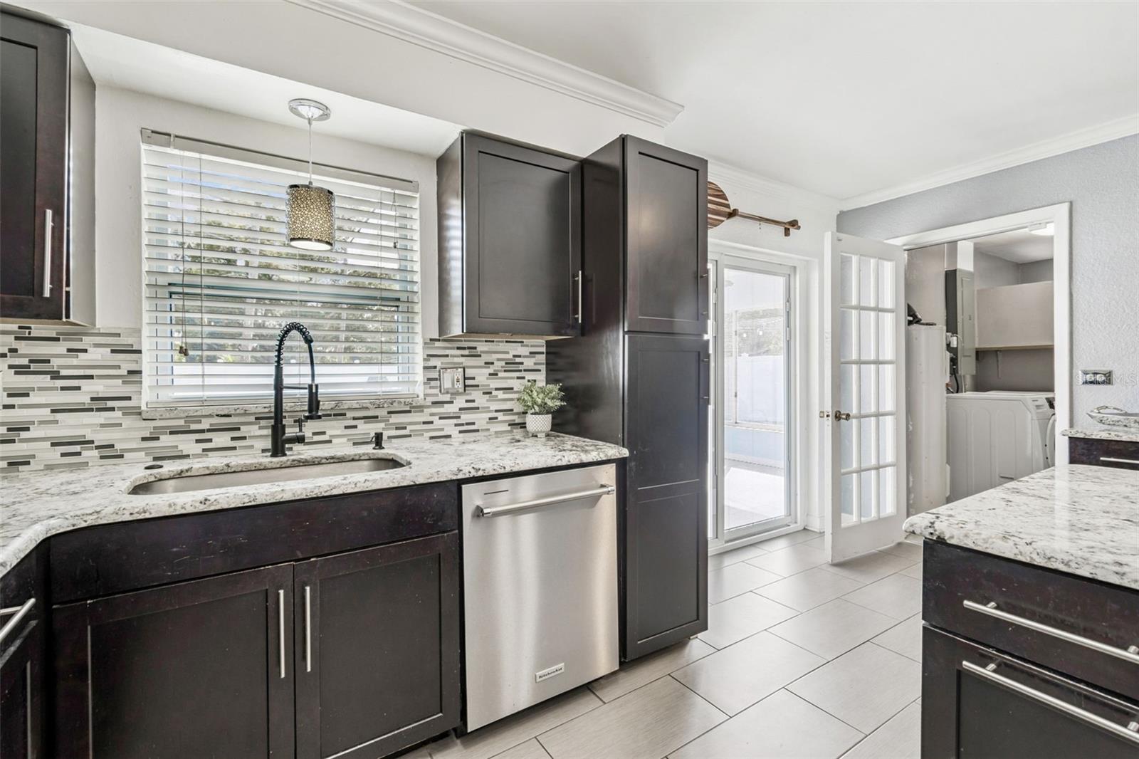 PINE RIDGE MANOR - Residential