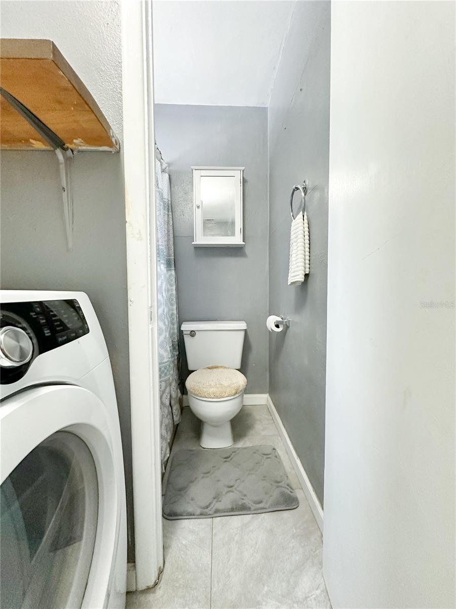 PINE RIDGE MANOR - Residential