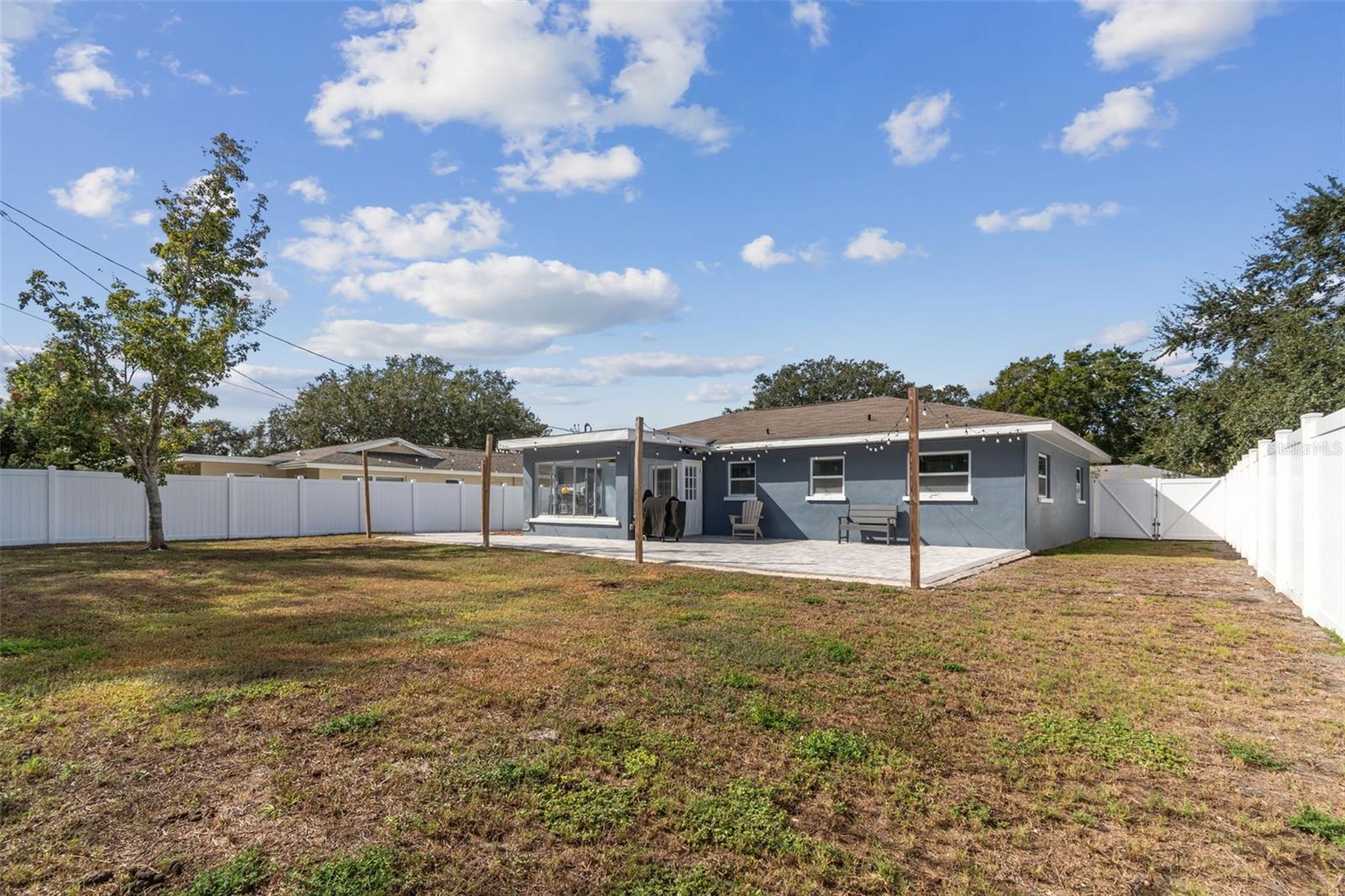 PINE RIDGE MANOR - Residential