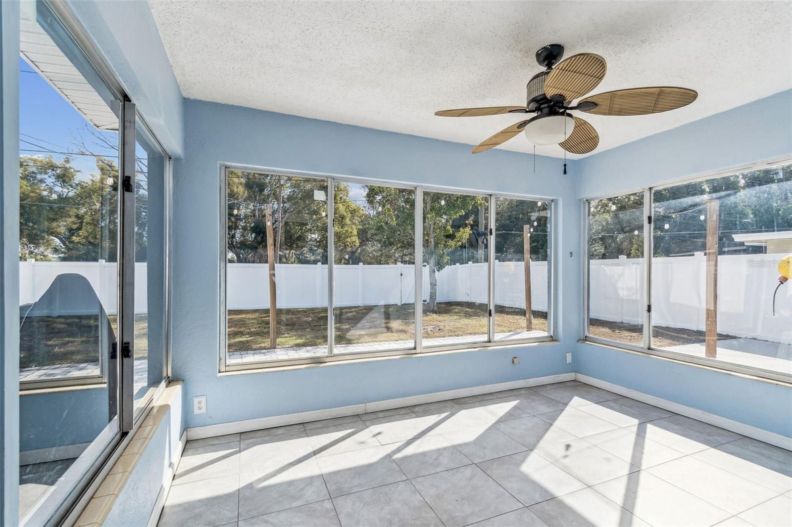 PINE RIDGE MANOR - Residential