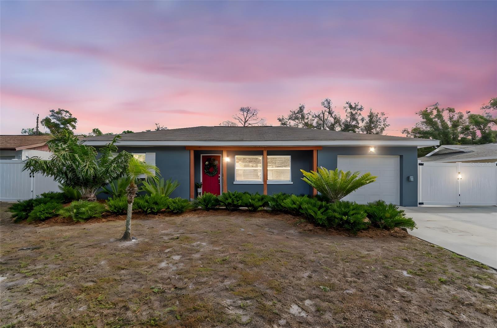 PINE RIDGE MANOR - Residential