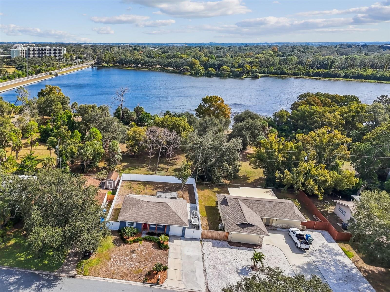 PINE RIDGE MANOR - Residential