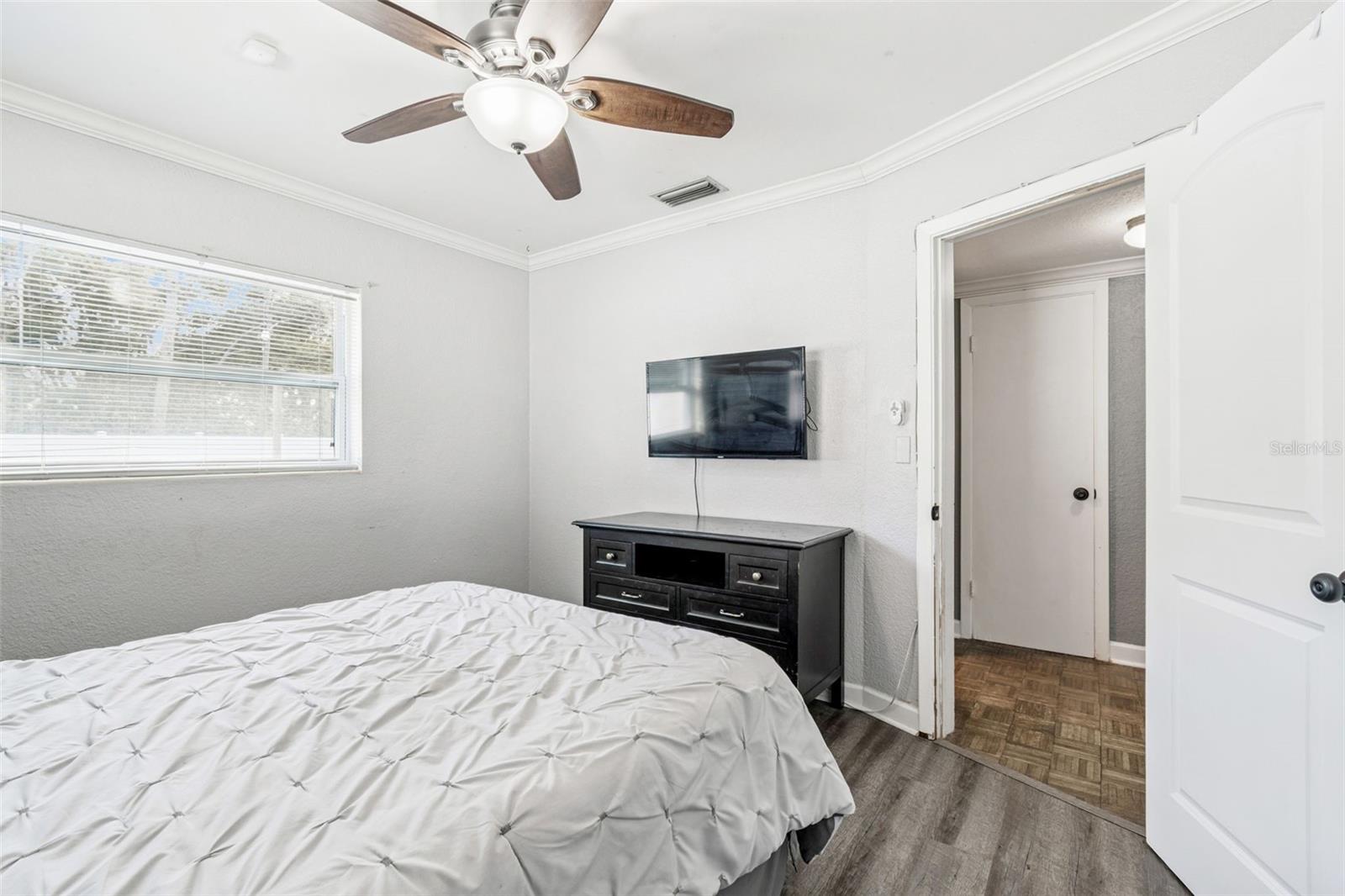 PINE RIDGE MANOR - Residential