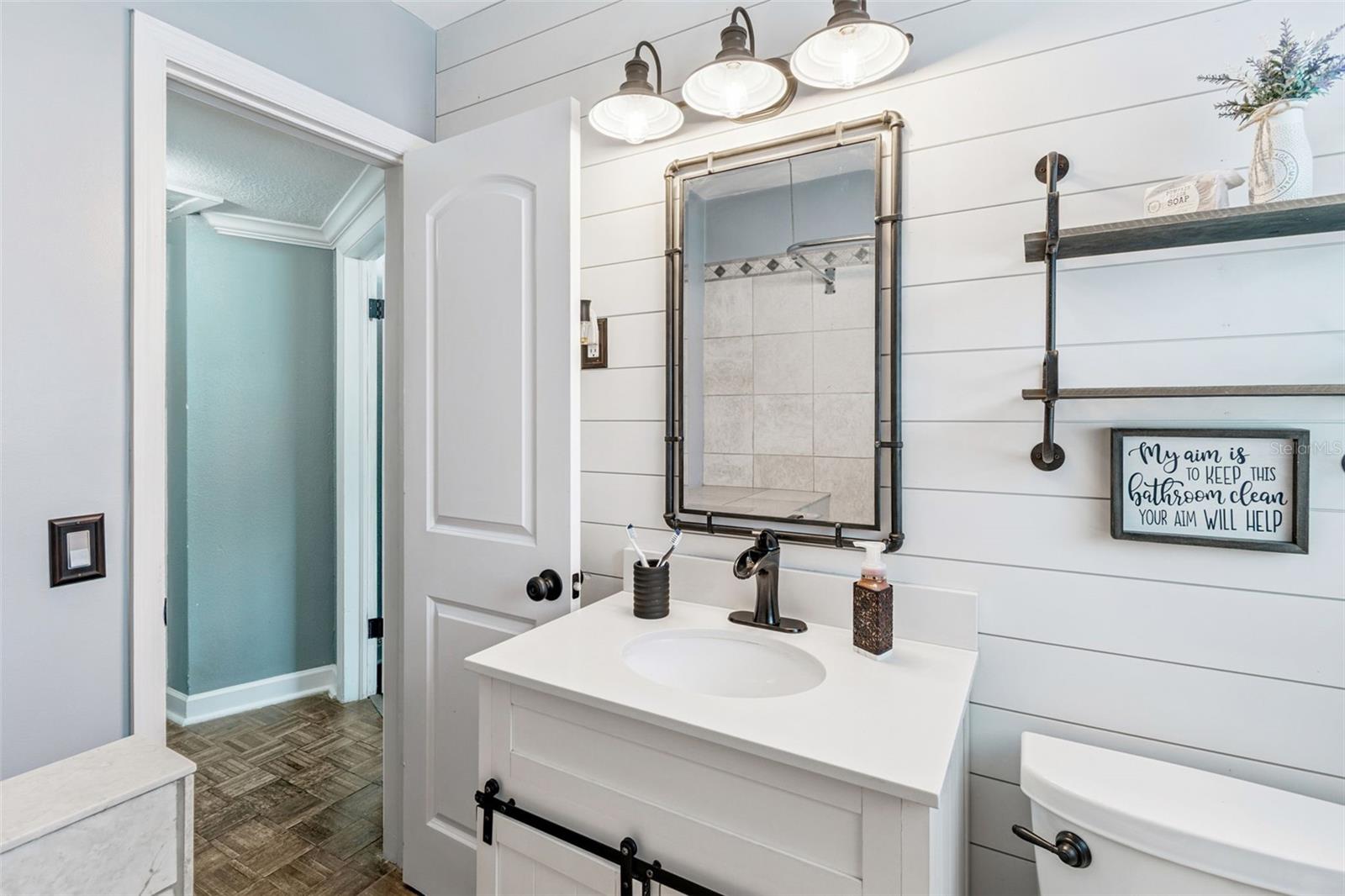 PINE RIDGE MANOR - Residential