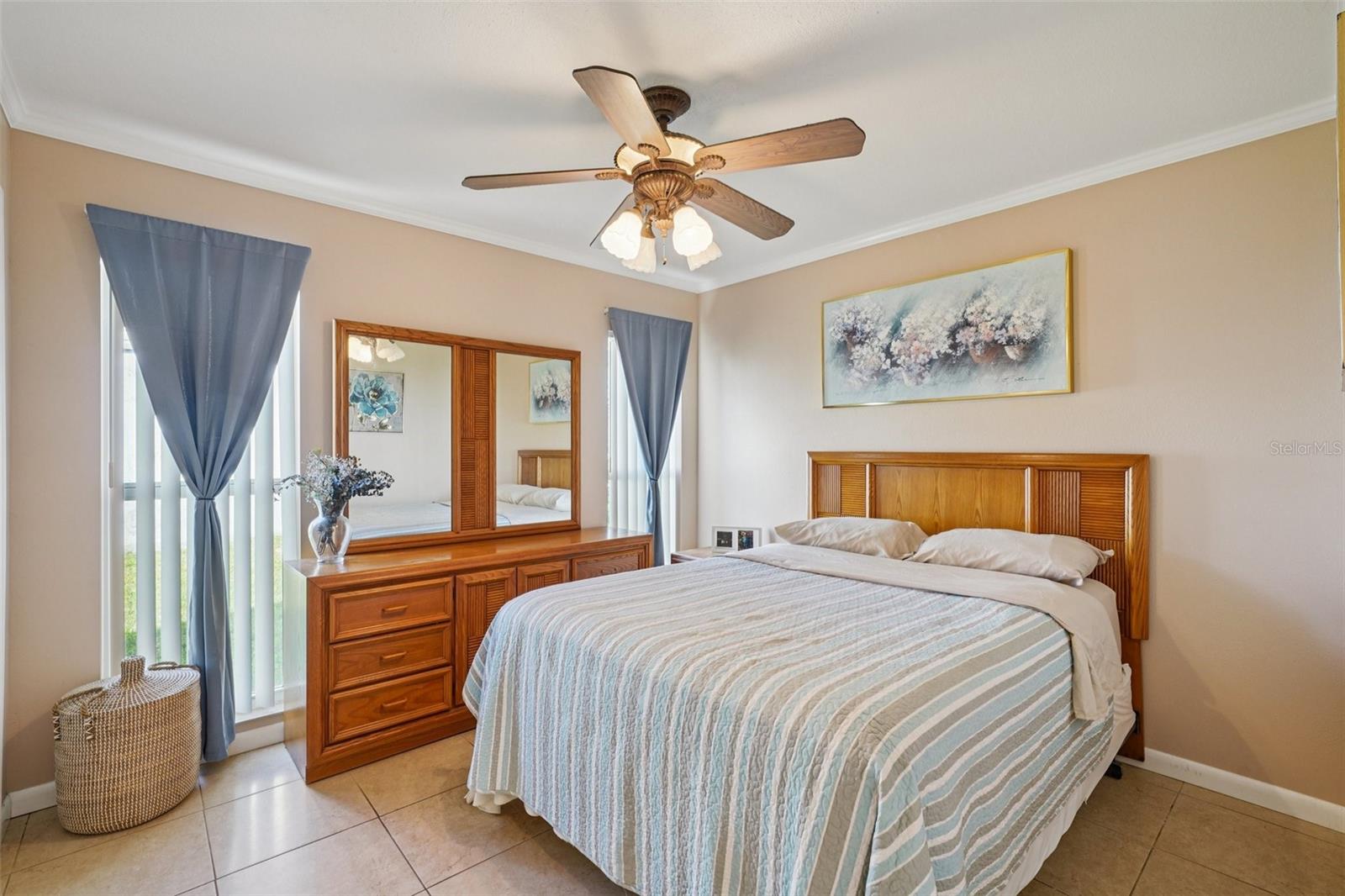 LAKES UNIT 2 PH 4 SEC 2 THE - Residential