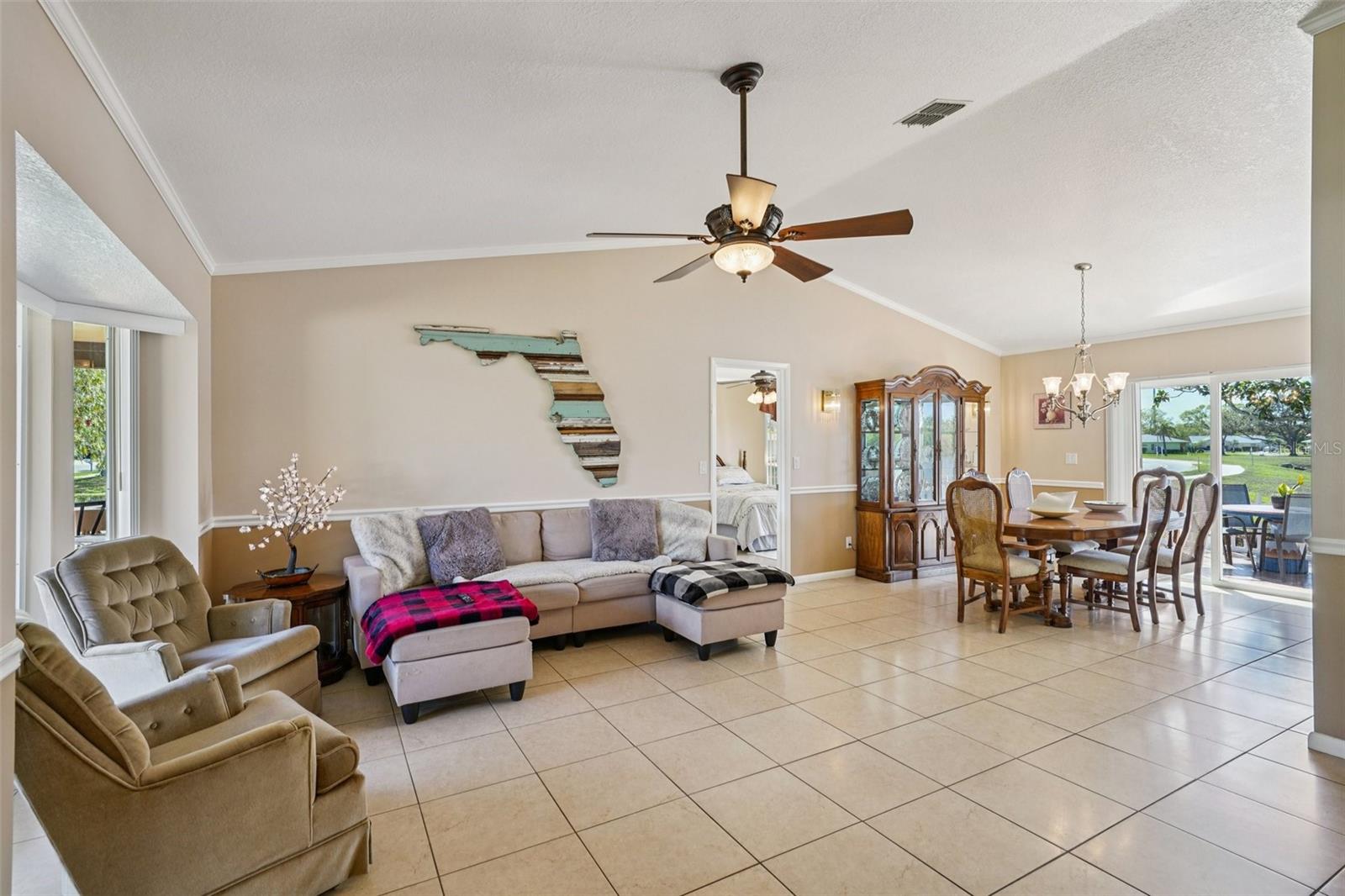 LAKES UNIT 2 PH 4 SEC 2 THE - Residential