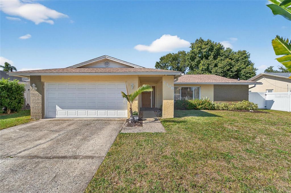 Photo of 2308 Hawthorne Drive, Clearwater, FL 33763 (MLS # TB8454417)