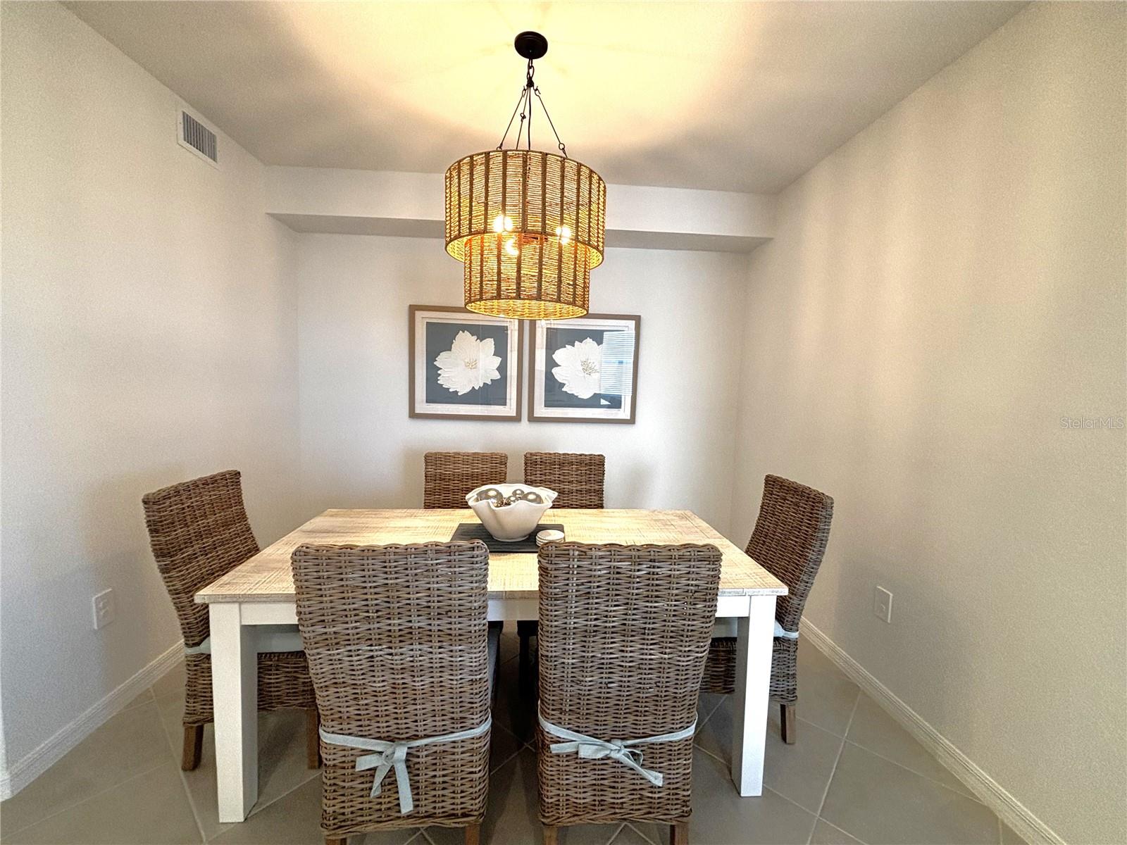 WELLEN GOLF & COUNTRY CLUB - Residential Lease