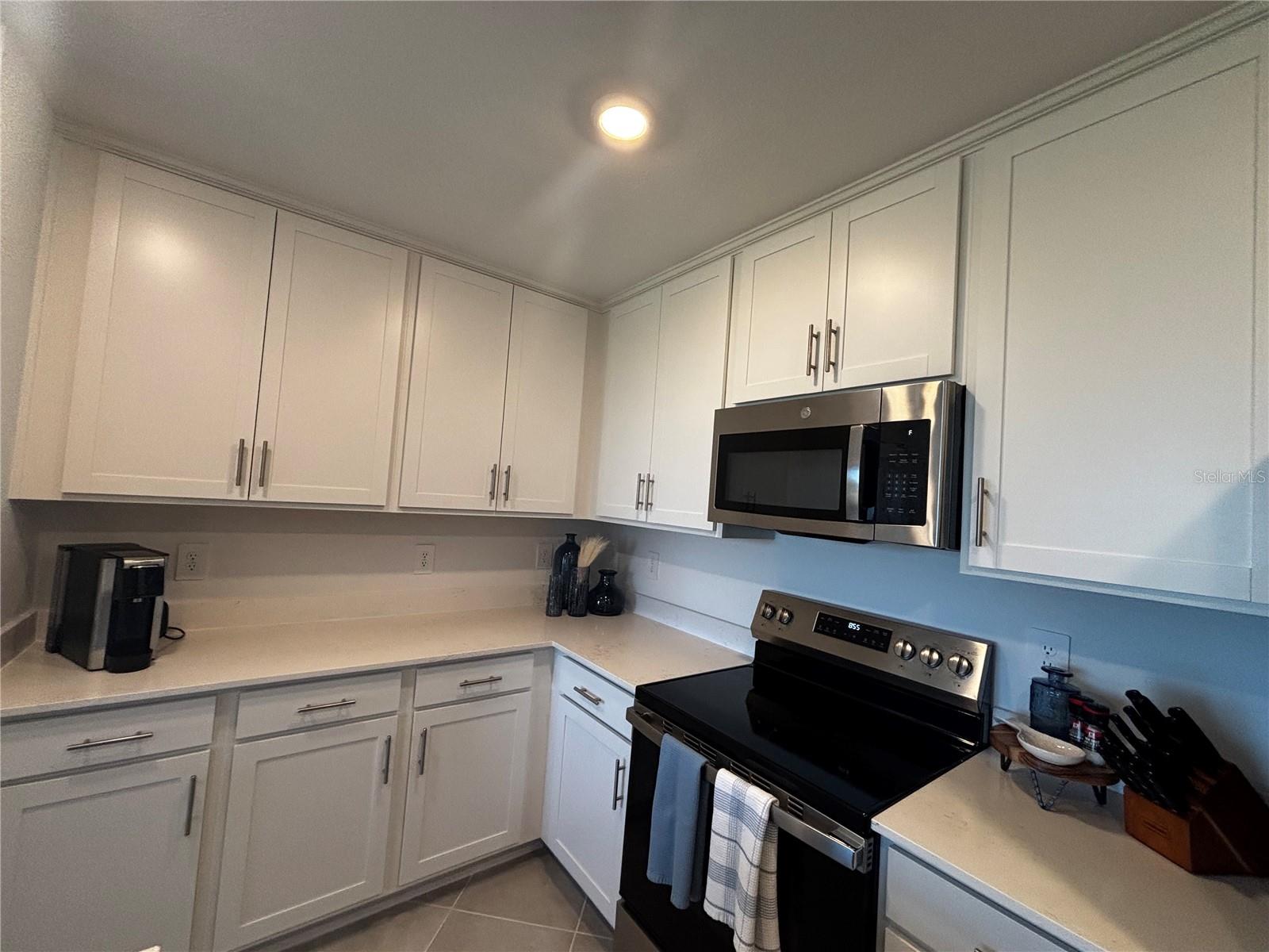 WELLEN GOLF & COUNTRY CLUB - Residential Lease