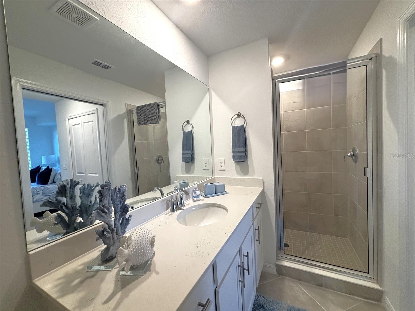 WELLEN GOLF & COUNTRY CLUB - Residential Lease
