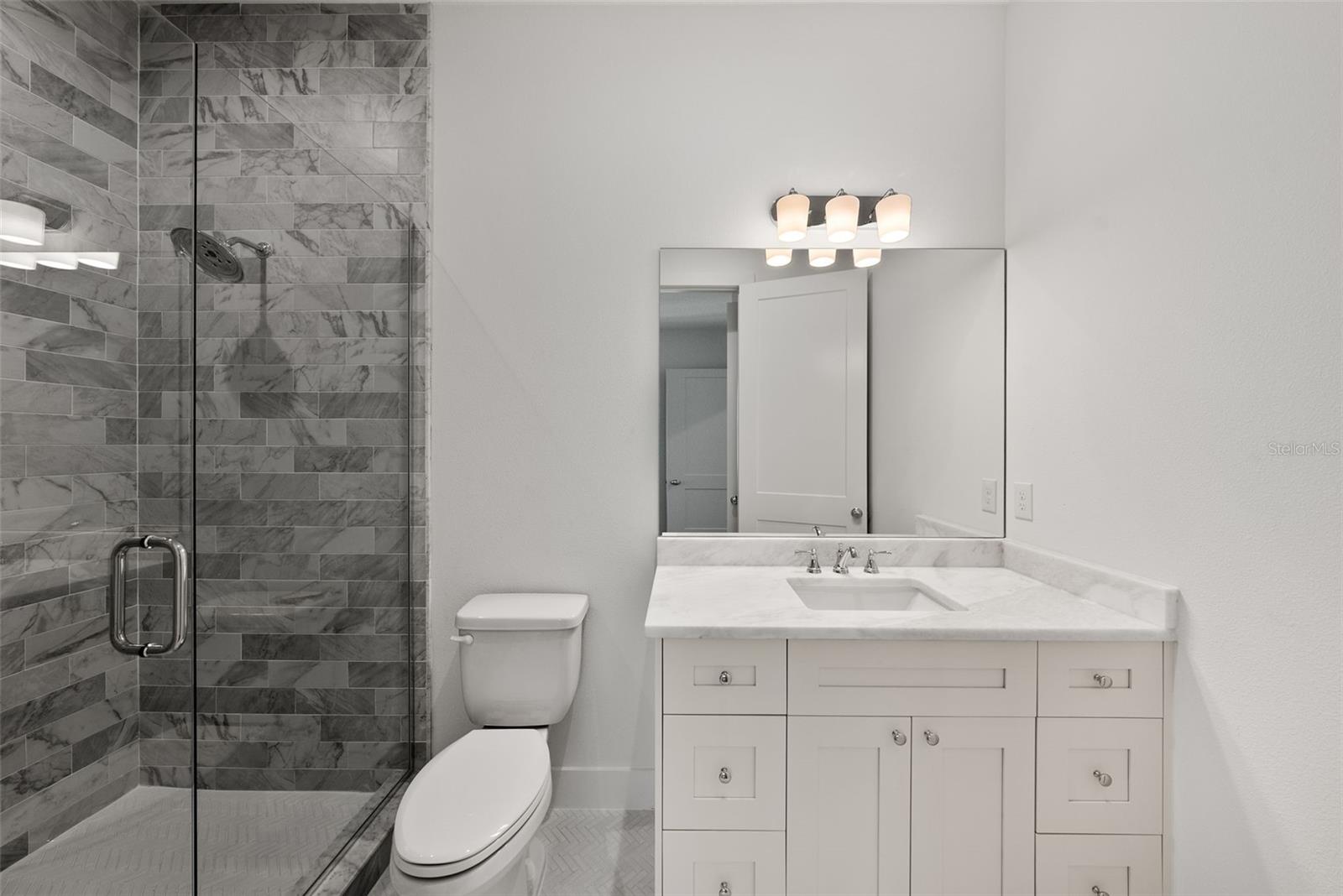 INTERBAY - Residential