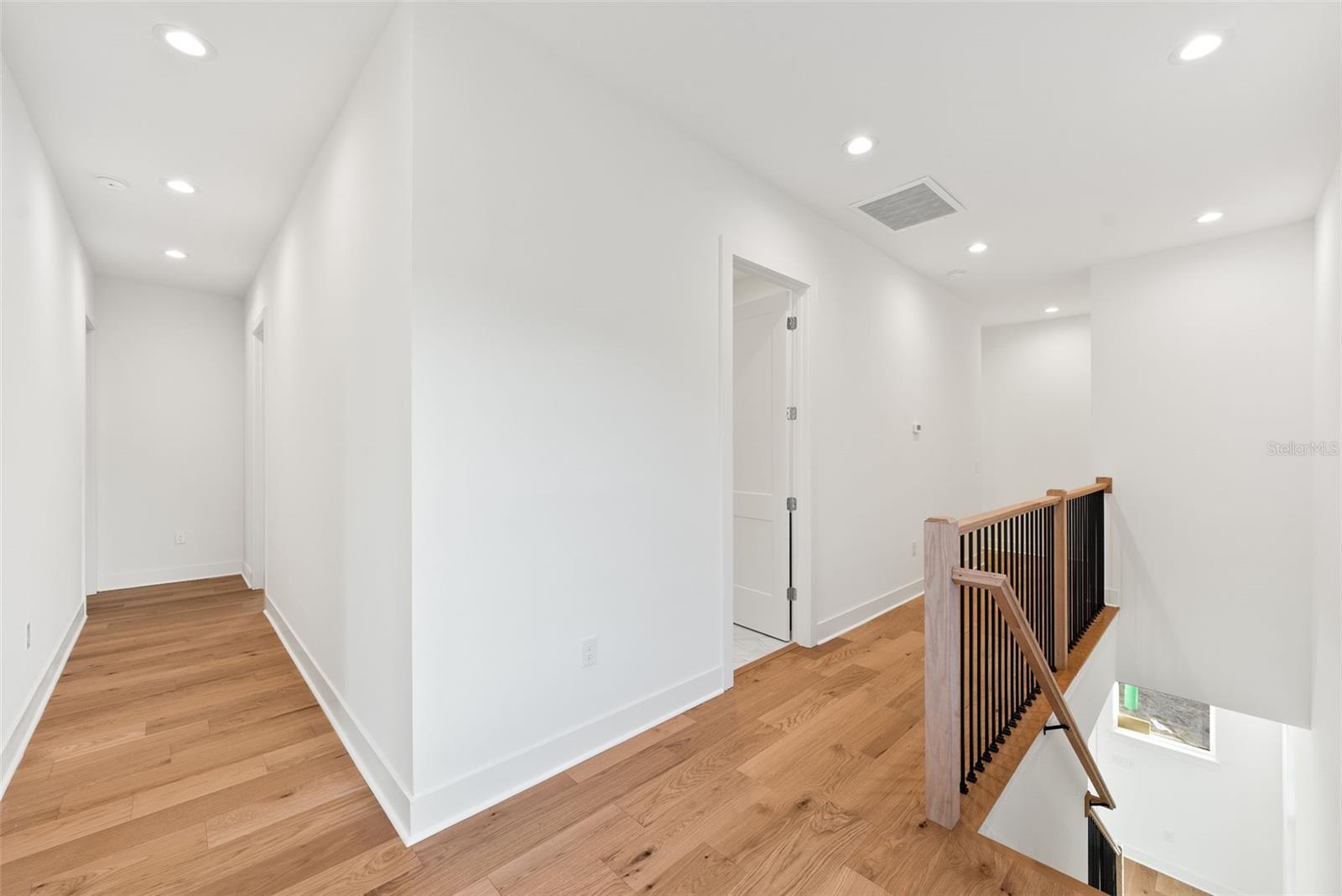 INTERBAY - Residential