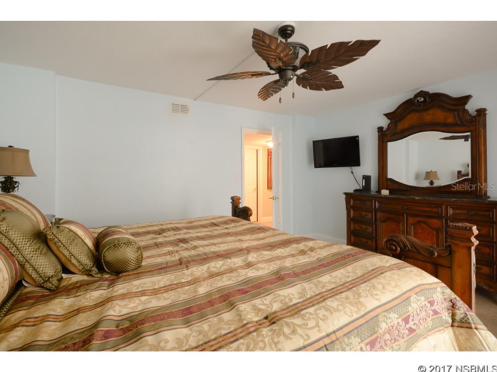 Sunrise Condo - Residential