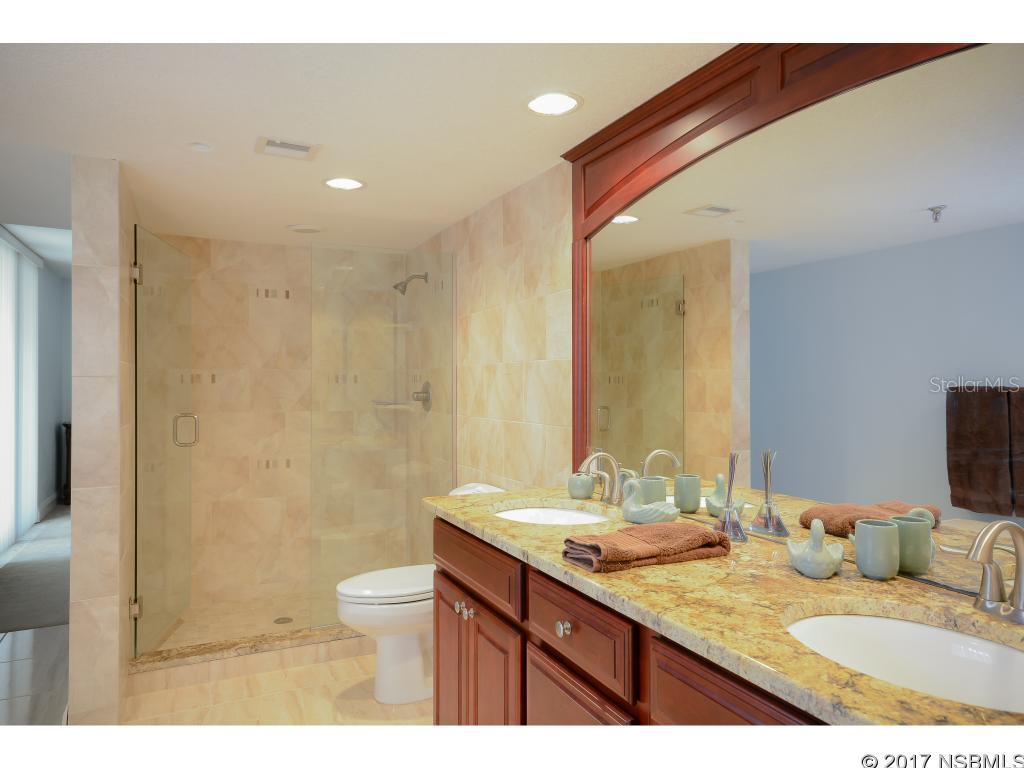 Sunrise Condo - Residential