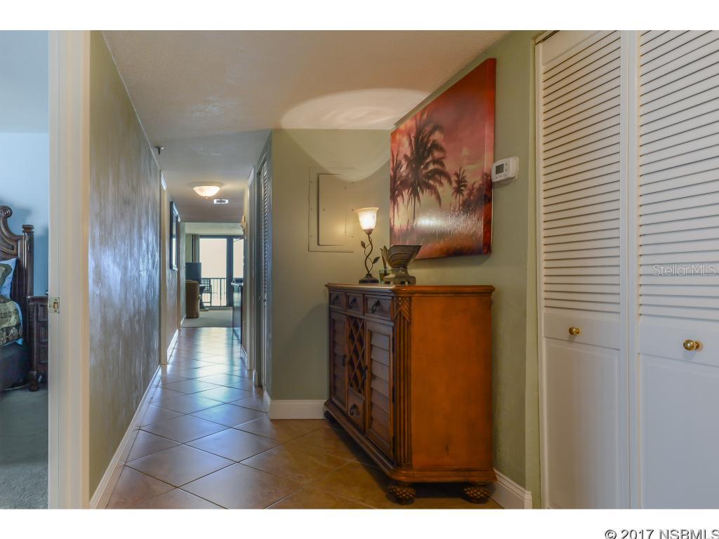 Sunrise Condo - Residential