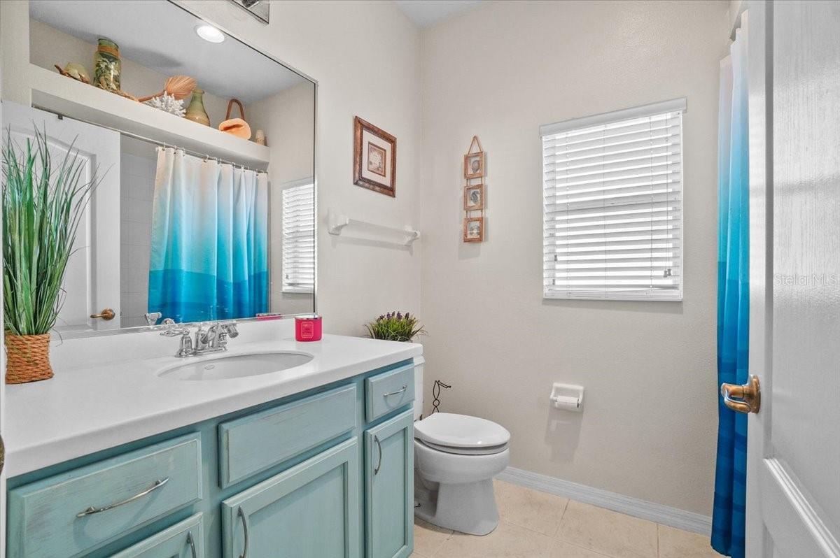 CHELSEA OAKS - Residential