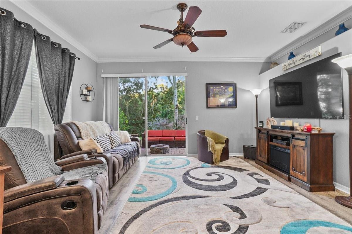 CHELSEA OAKS - Residential