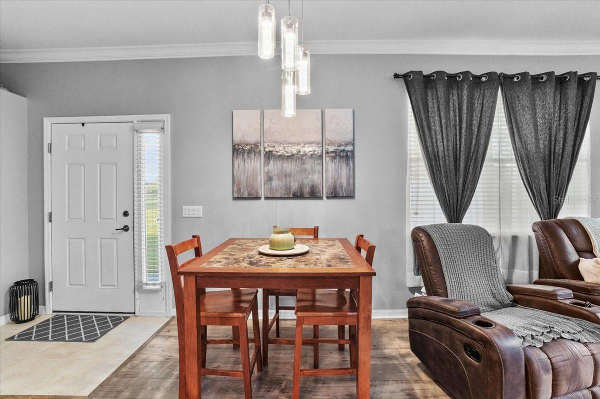CHELSEA OAKS - Residential
