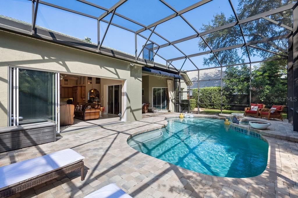 KENSINGTON PARK - Residential