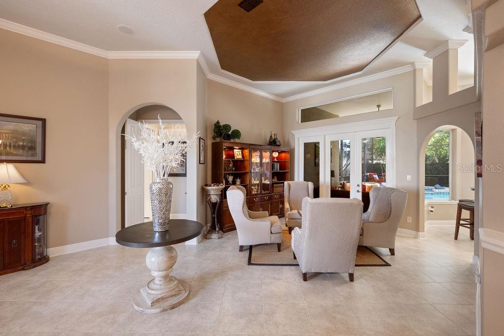 KENSINGTON PARK - Residential