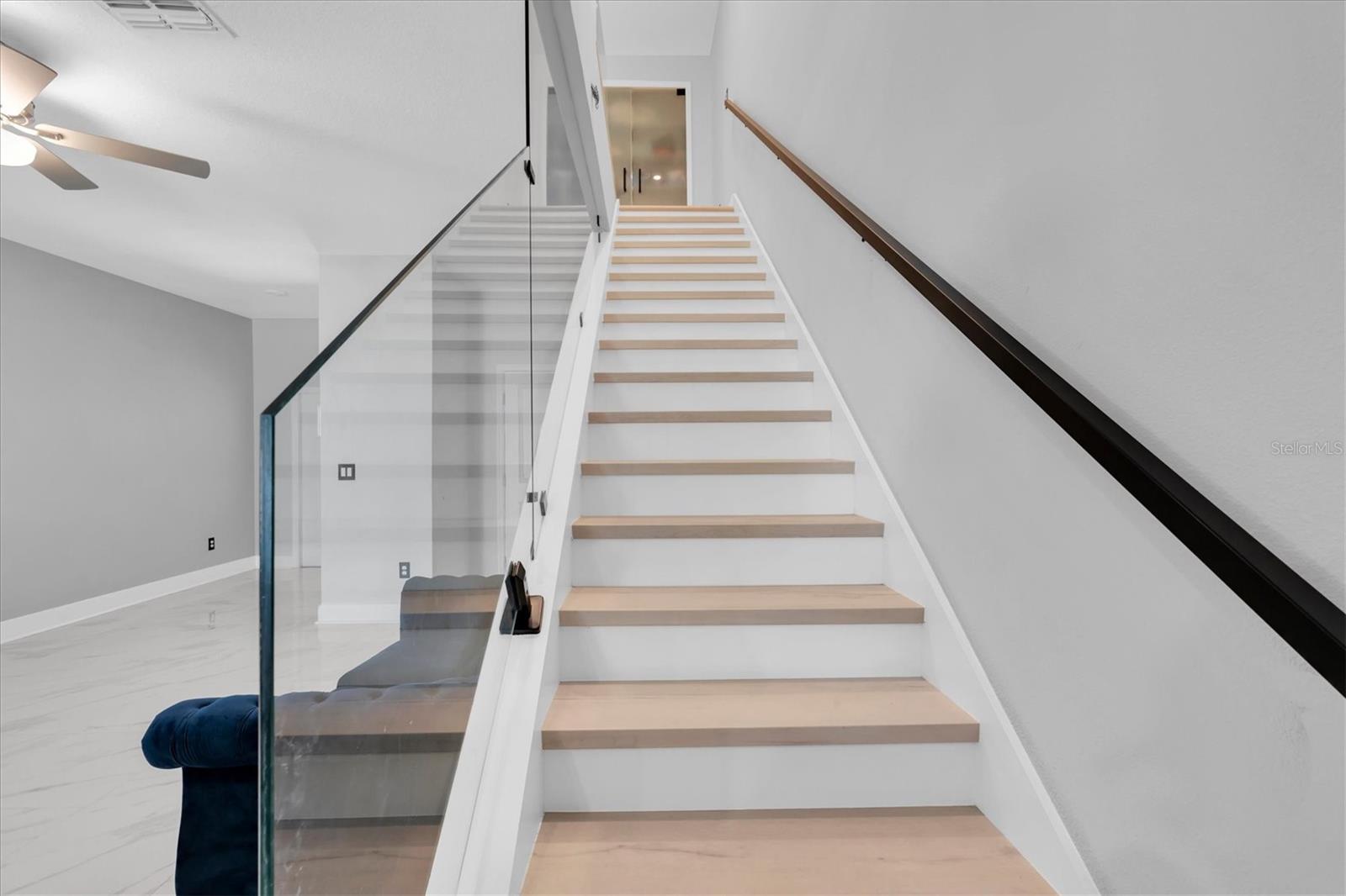 BRYANT SQUARE - Residential