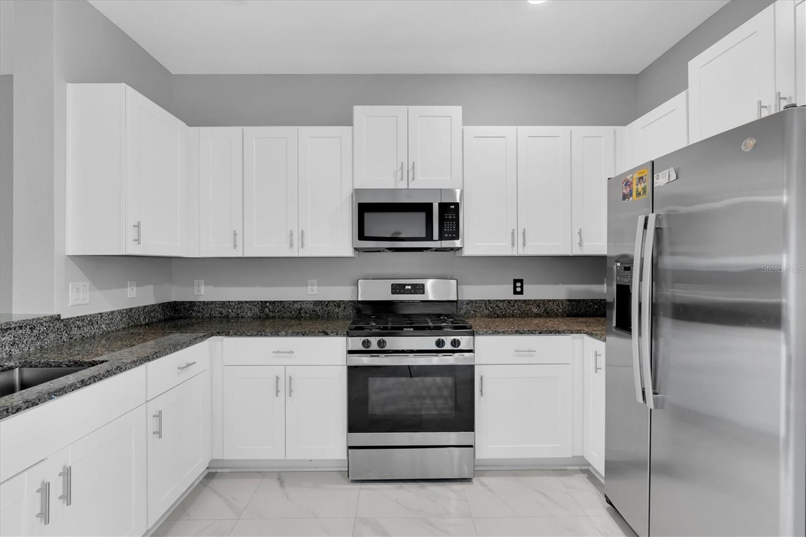 BRYANT SQUARE - Residential