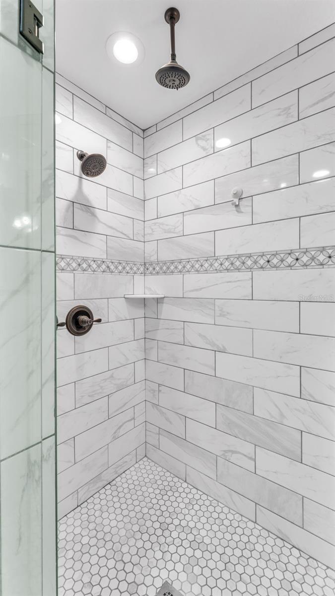 SADDLEWOOD - Residential