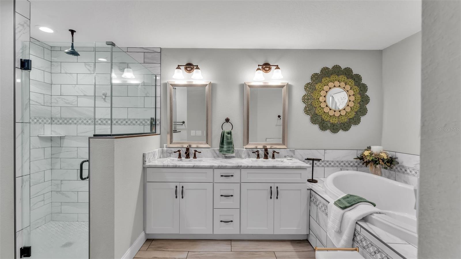 SADDLEWOOD - Residential