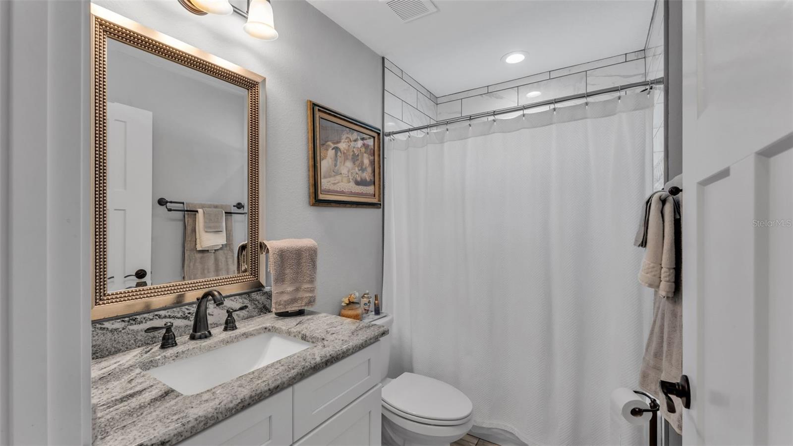 SADDLEWOOD - Residential