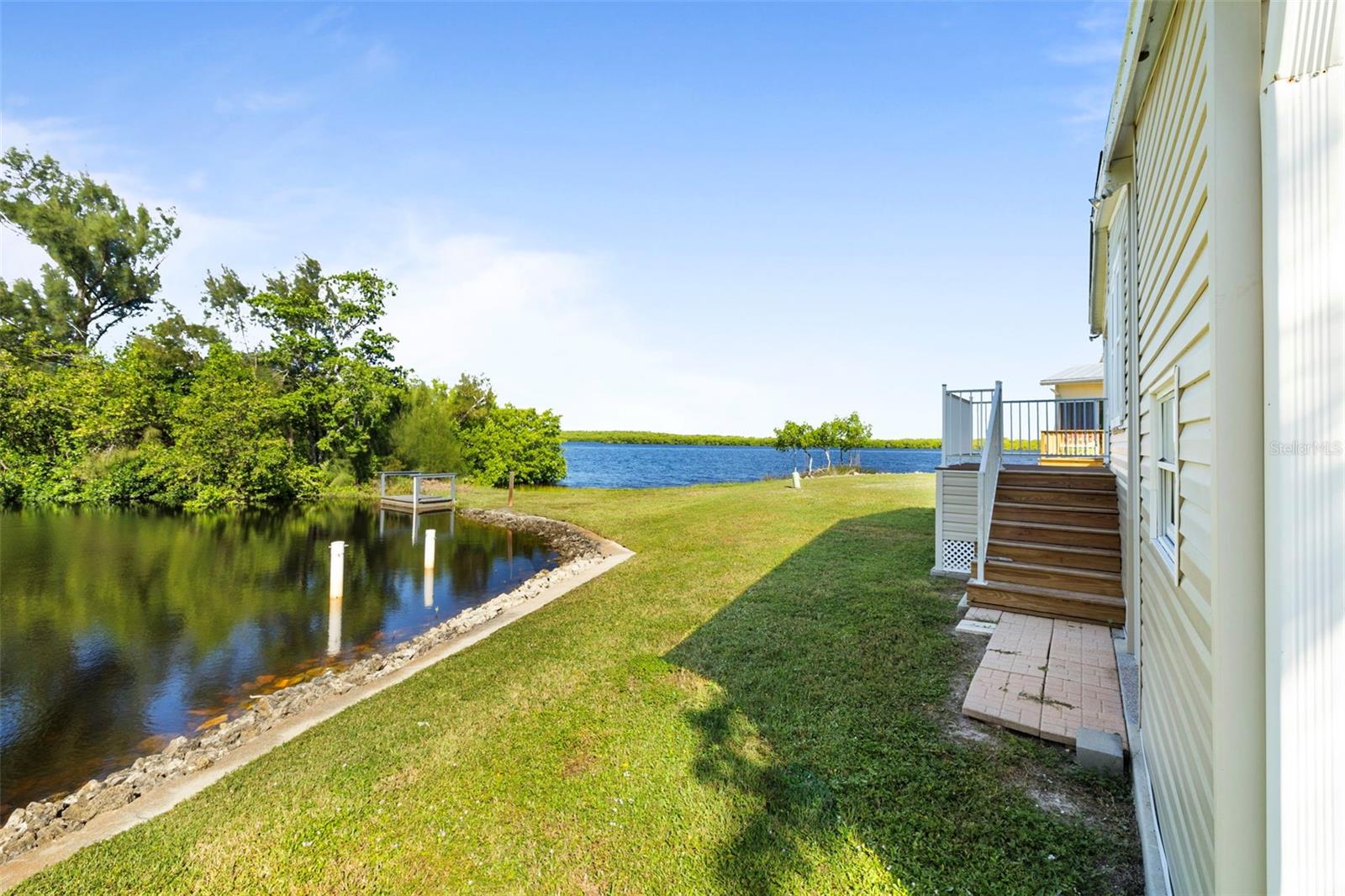 RIVER FOREST MHP - Residential