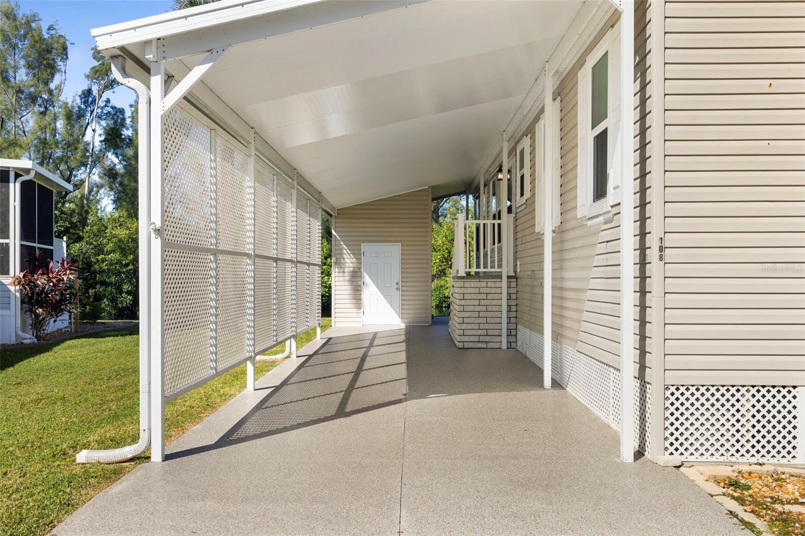 RIVER FOREST MHP - Residential
