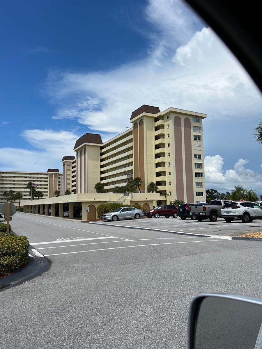 COLUMBIA TOWERS CONDO - Residential