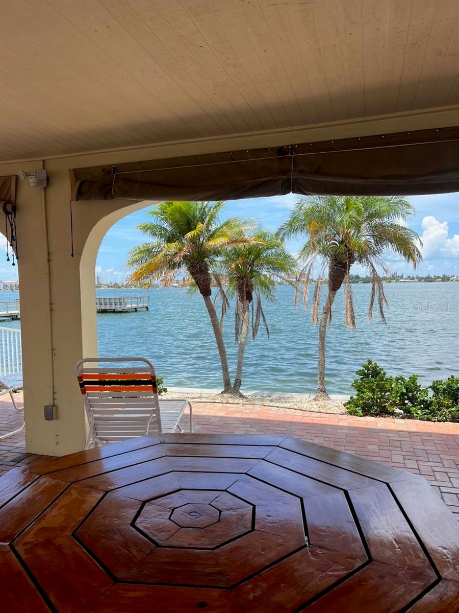 COLUMBIA TOWERS CONDO - Residential