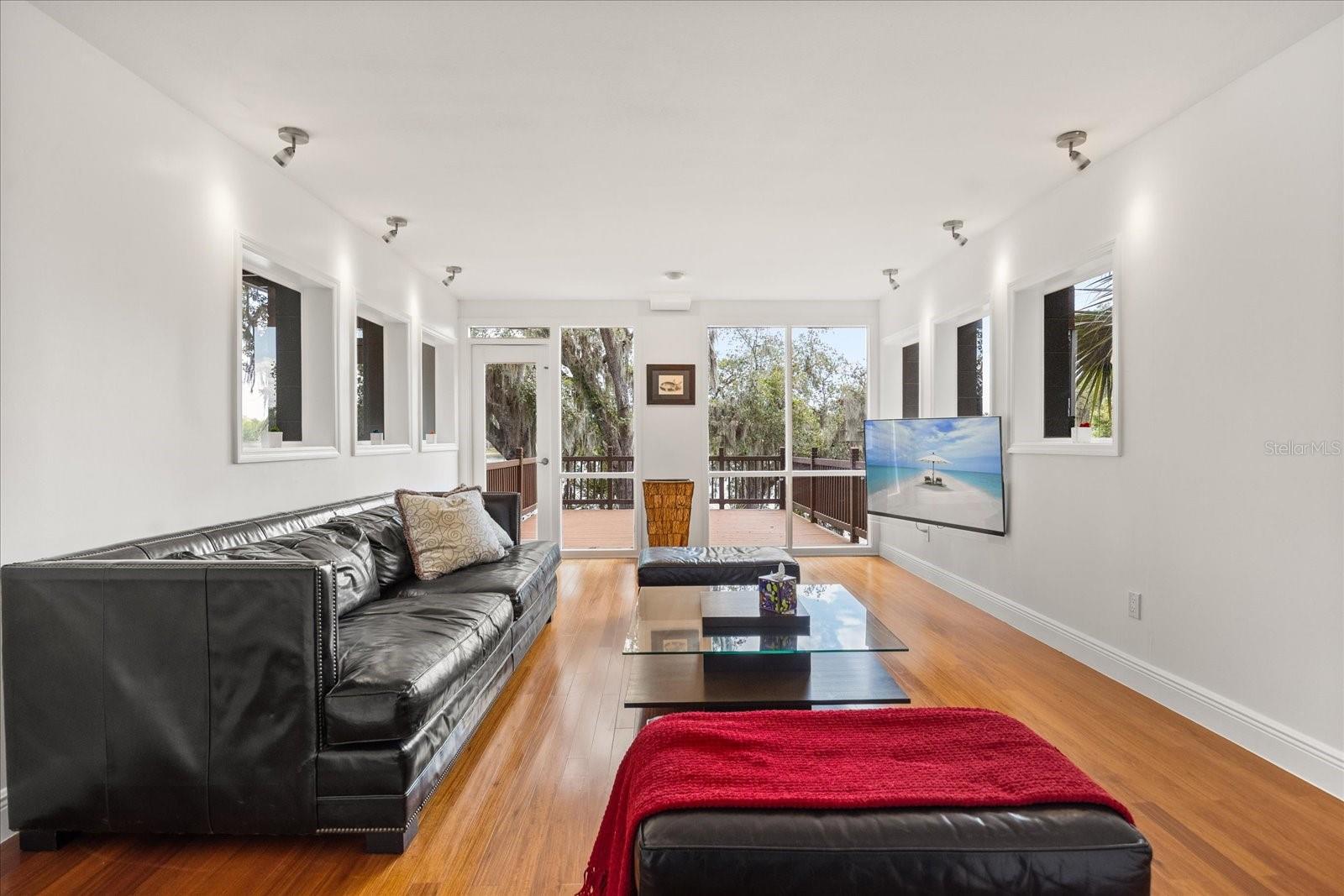 SANLANDO - Residential