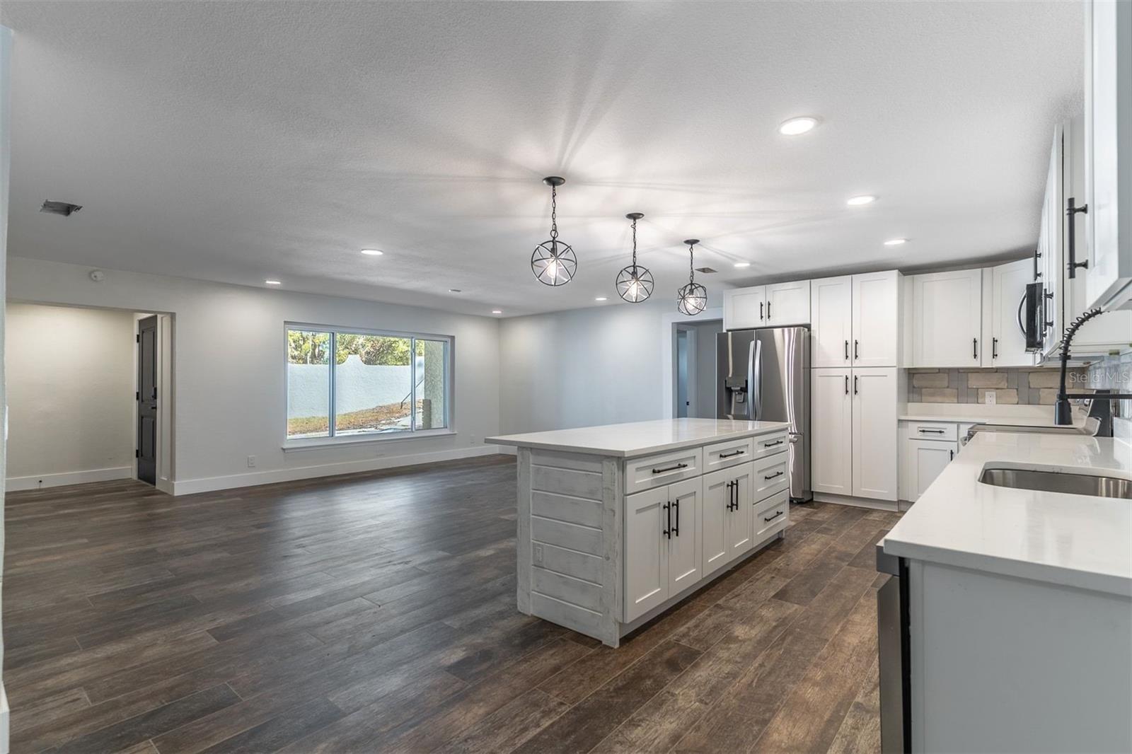 WOODS & LAKES - Residential