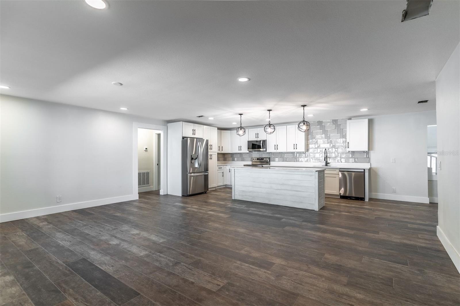 WOODS & LAKES - Residential