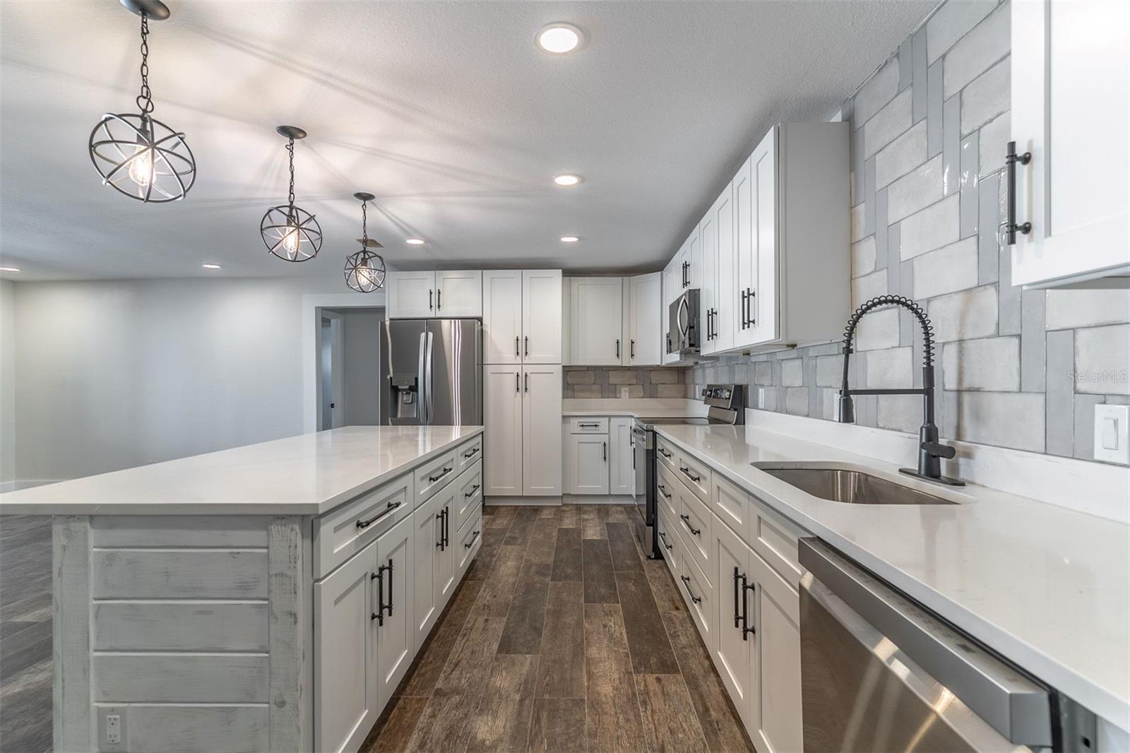 WOODS & LAKES - Residential