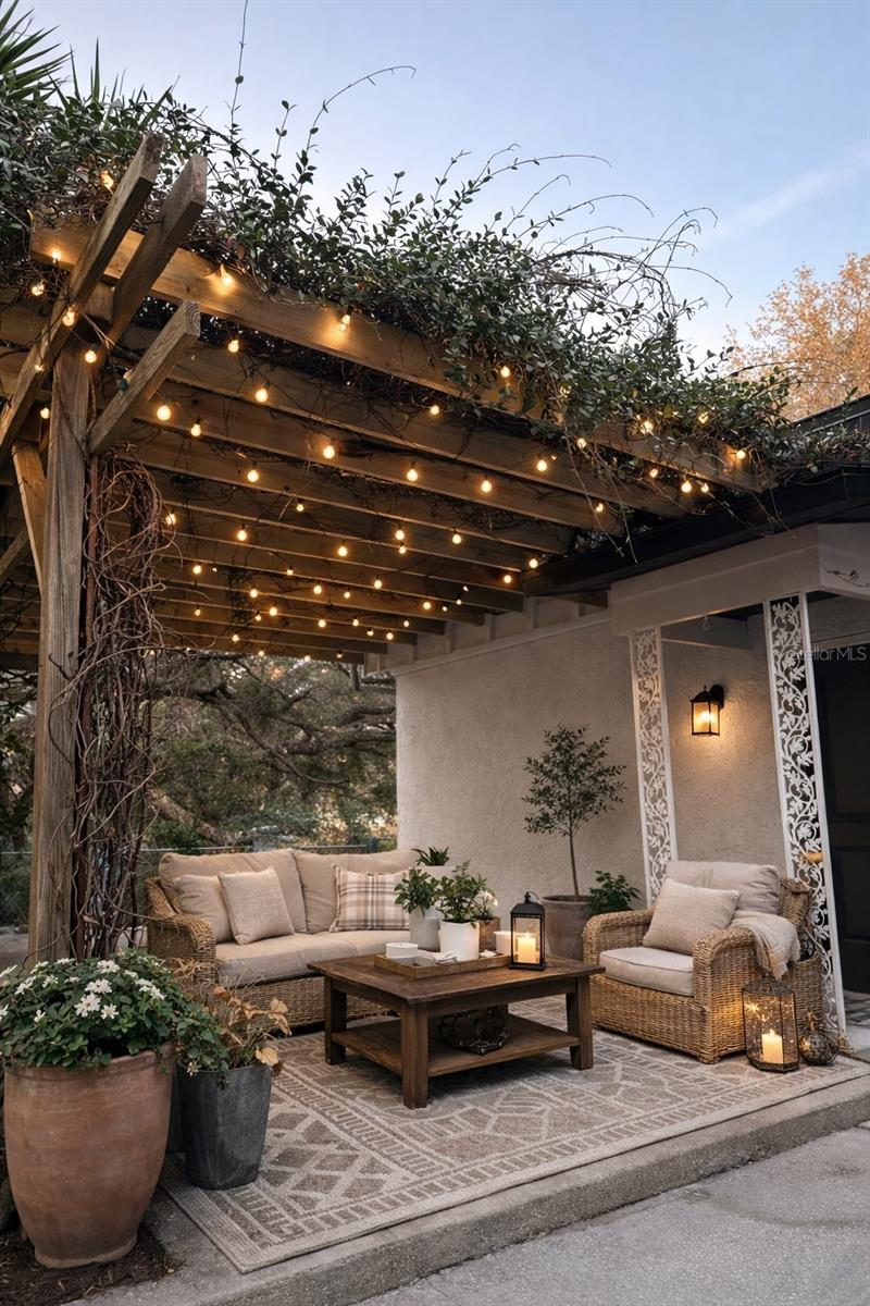 WOODS & LAKES - Residential