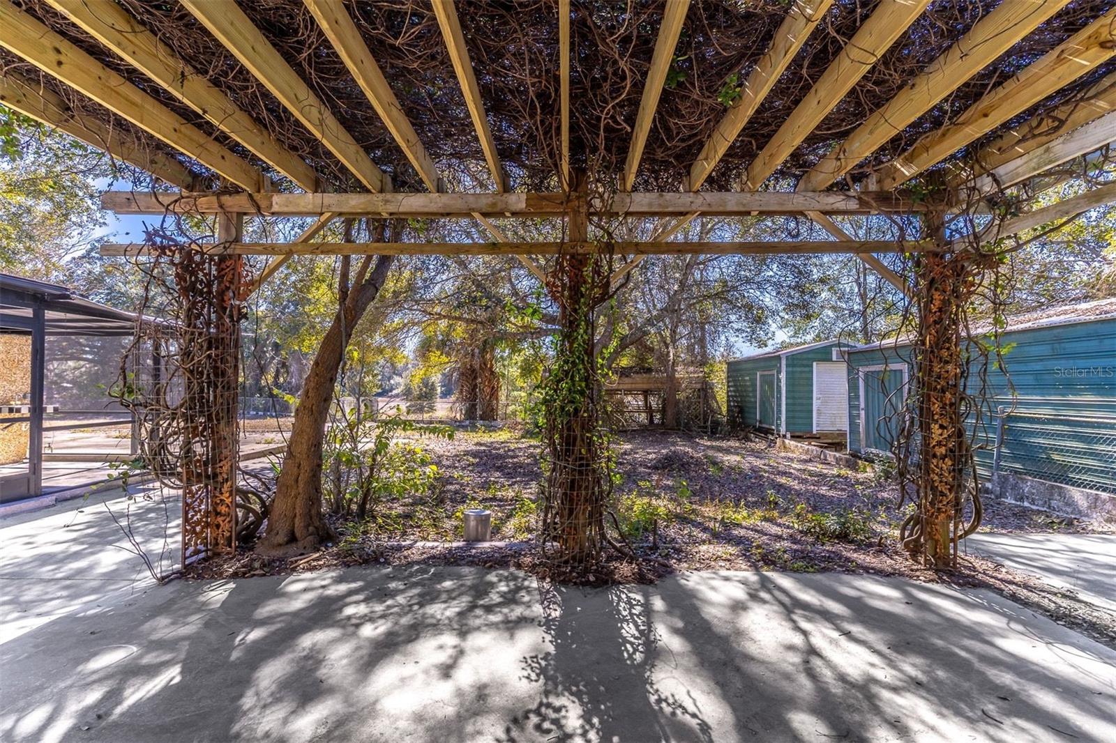 WOODS & LAKES - Residential