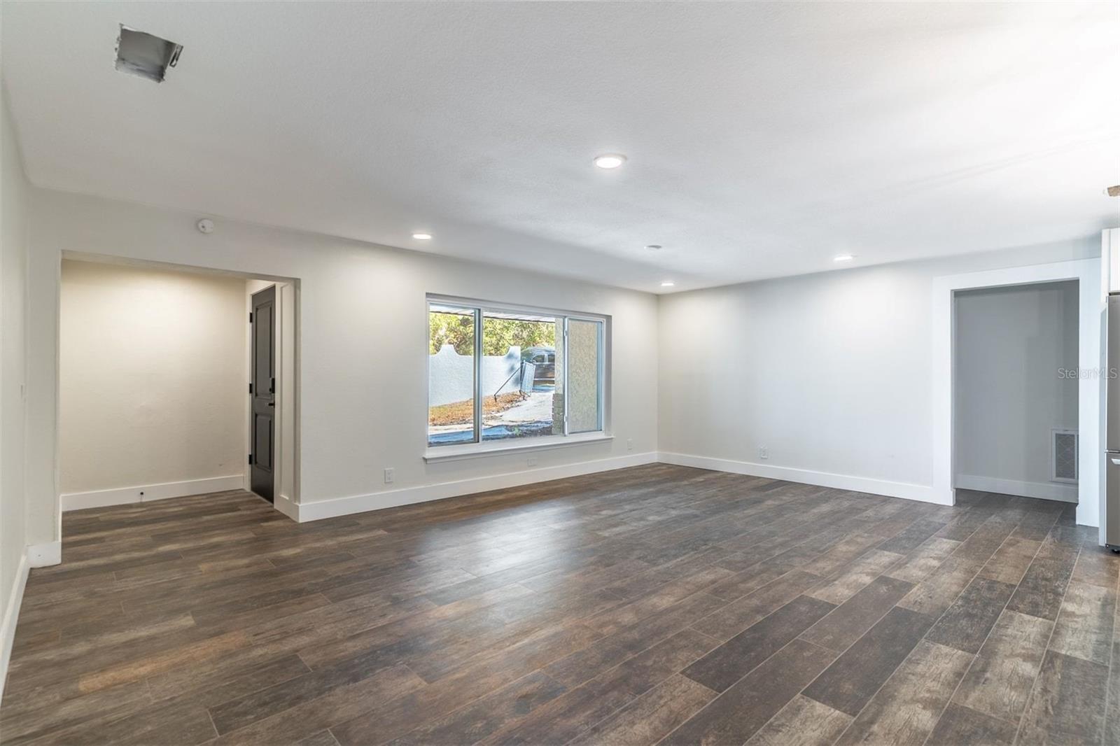 WOODS & LAKES - Residential