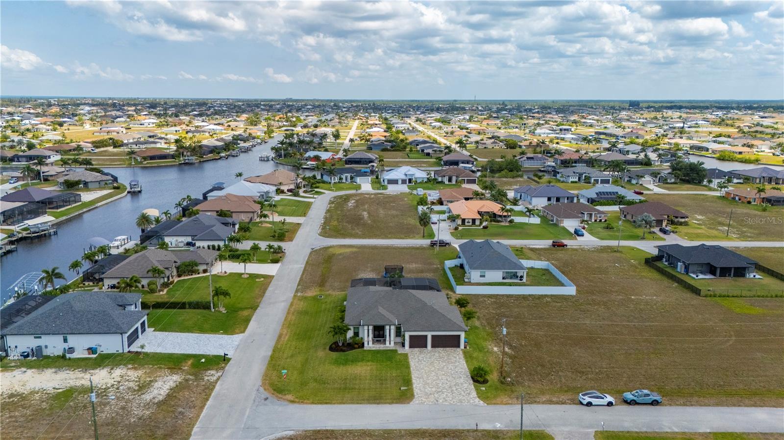 CAPE CORAL - Residential