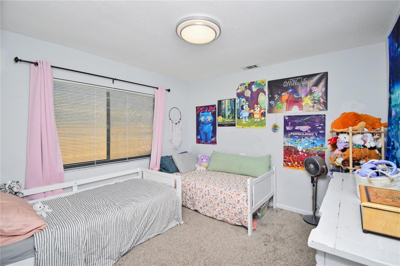 LAKE SARASOTA - Residential