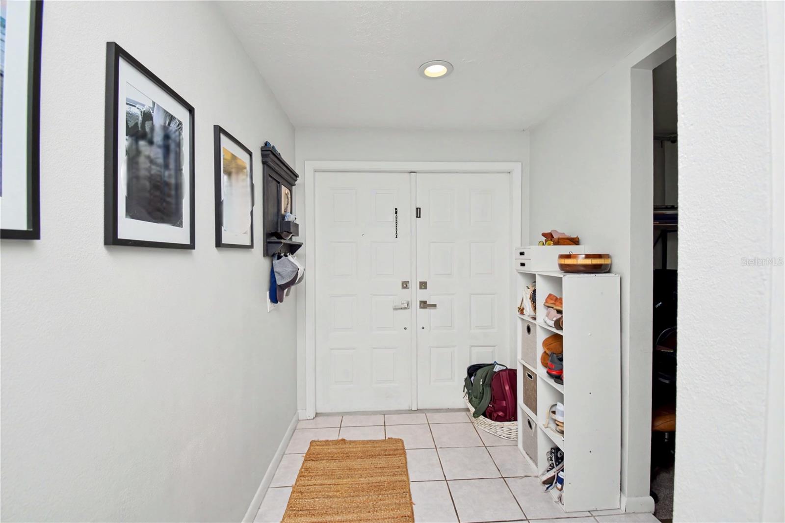 LAKE SARASOTA - Residential