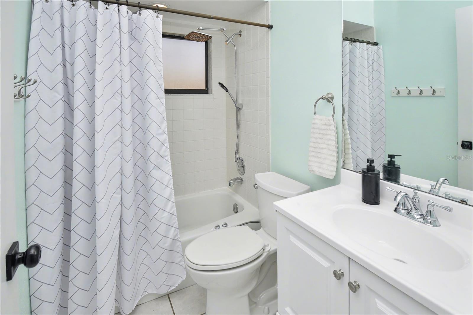 LAKE SARASOTA - Residential