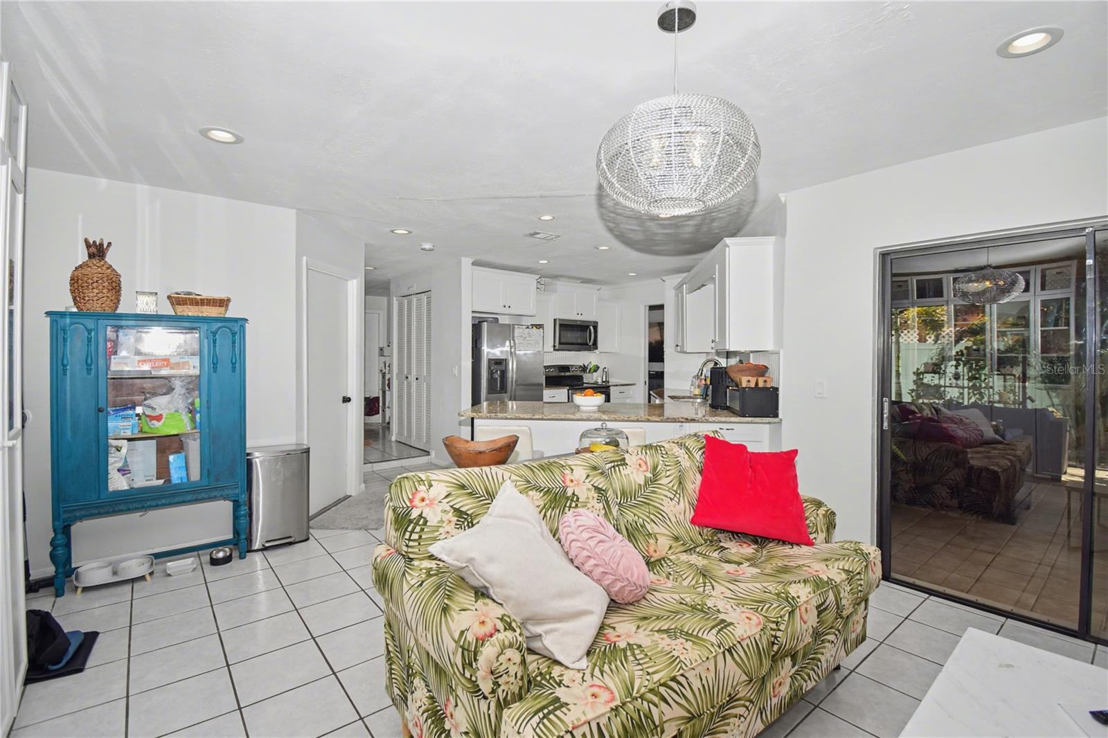 LAKE SARASOTA - Residential