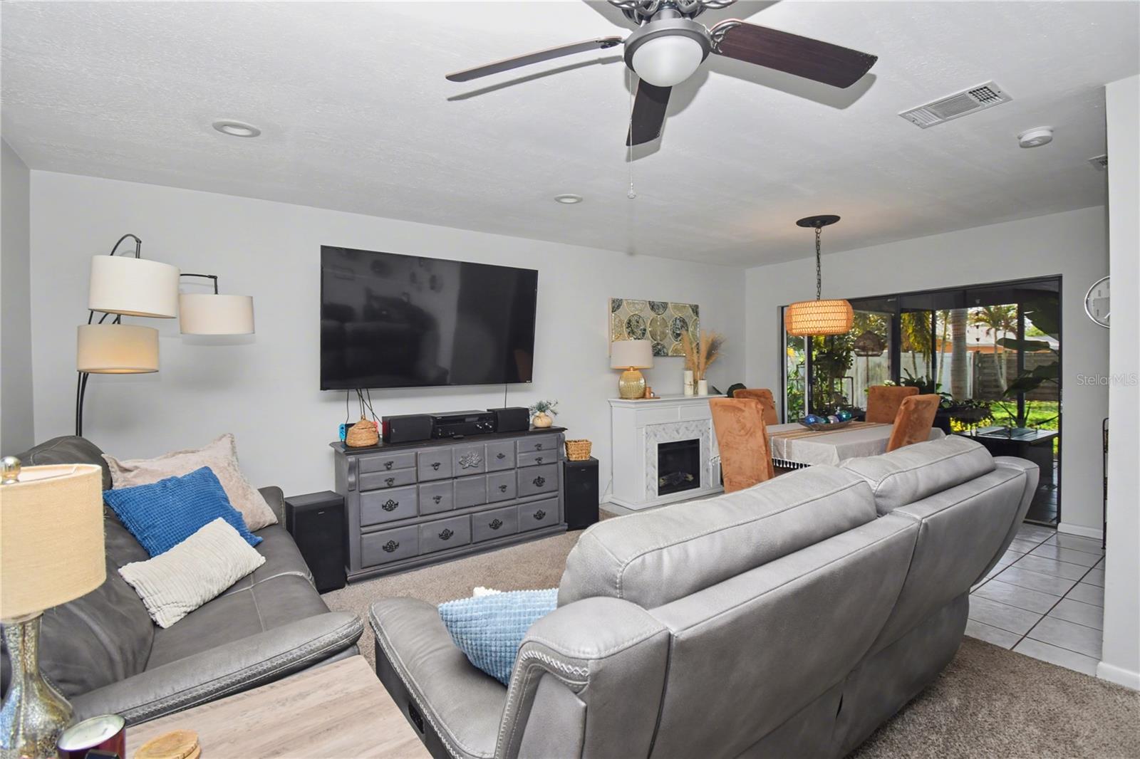 LAKE SARASOTA - Residential