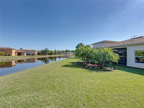 A home in LAKE WALES