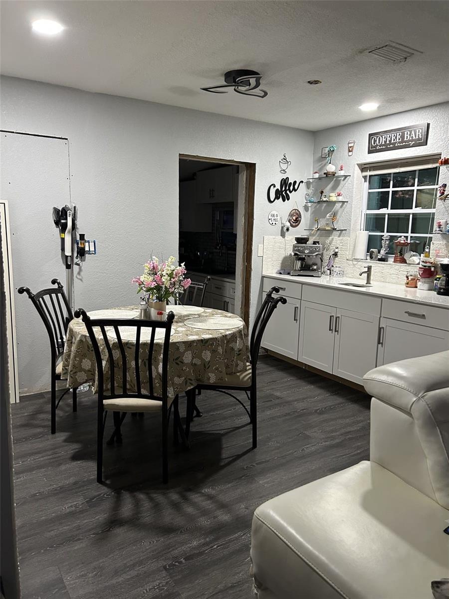 DELTONA LAKES UNIT 28 - Residential